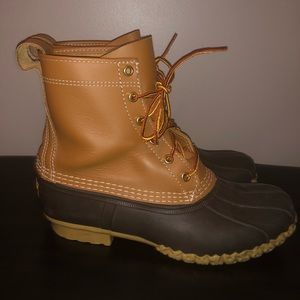 Women’s 8 inch L.L. Bean Boots